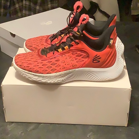 Steph Curry 9 - Picture 2 of 5